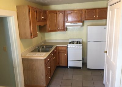 1118 S. Main Street Apt A Kitchen