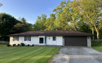 2702 Martin Manor Dr, Goshen IN 46526